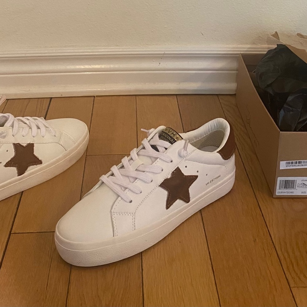 Vintage Havana sneakers